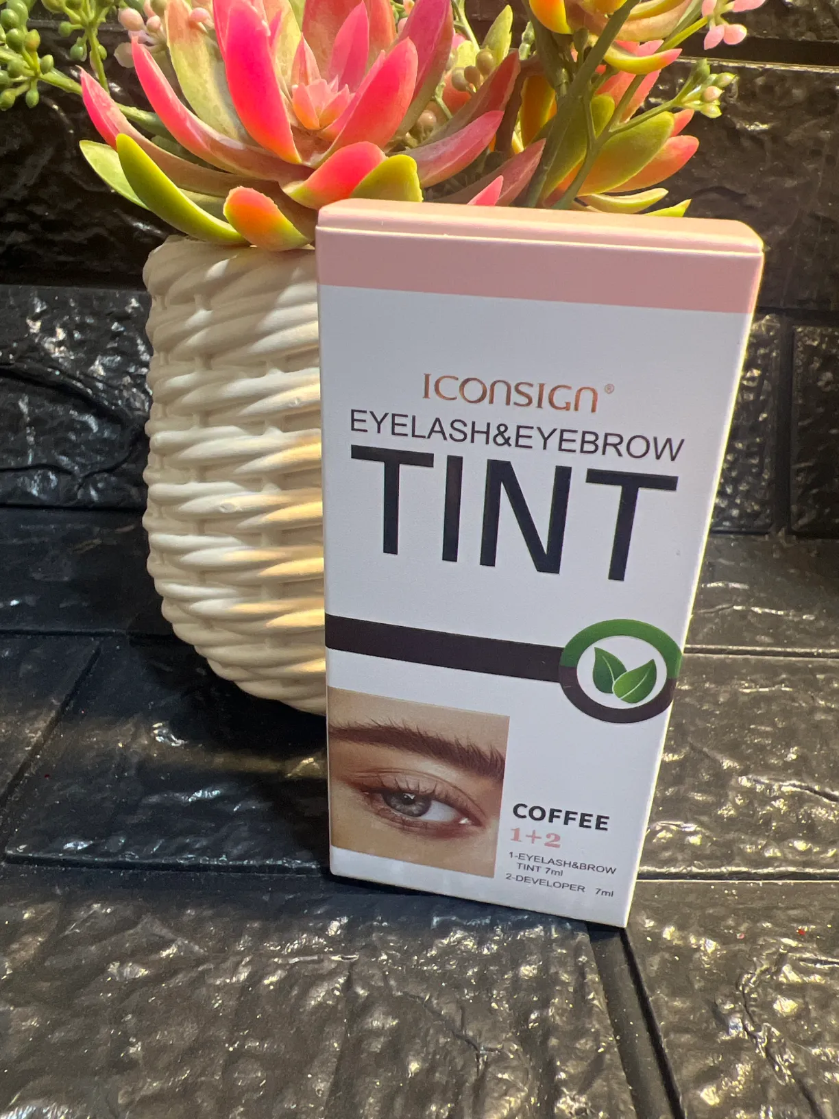 Tinte Marrón para cejas y pestañas