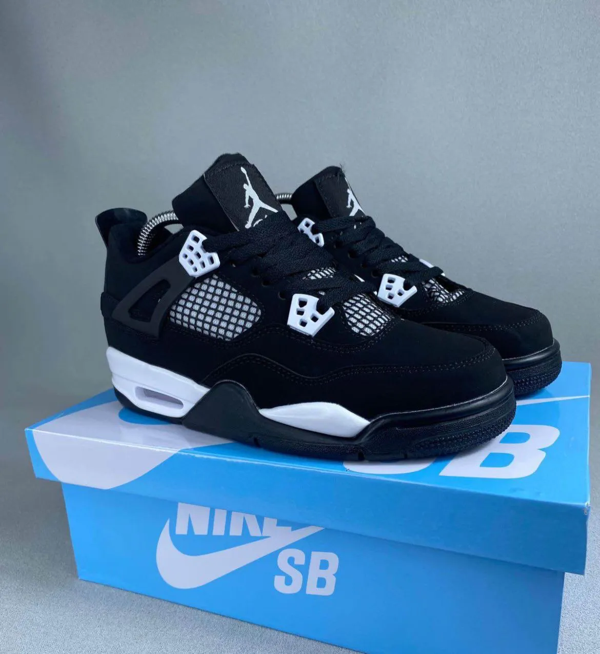 Jordan Retro 4
