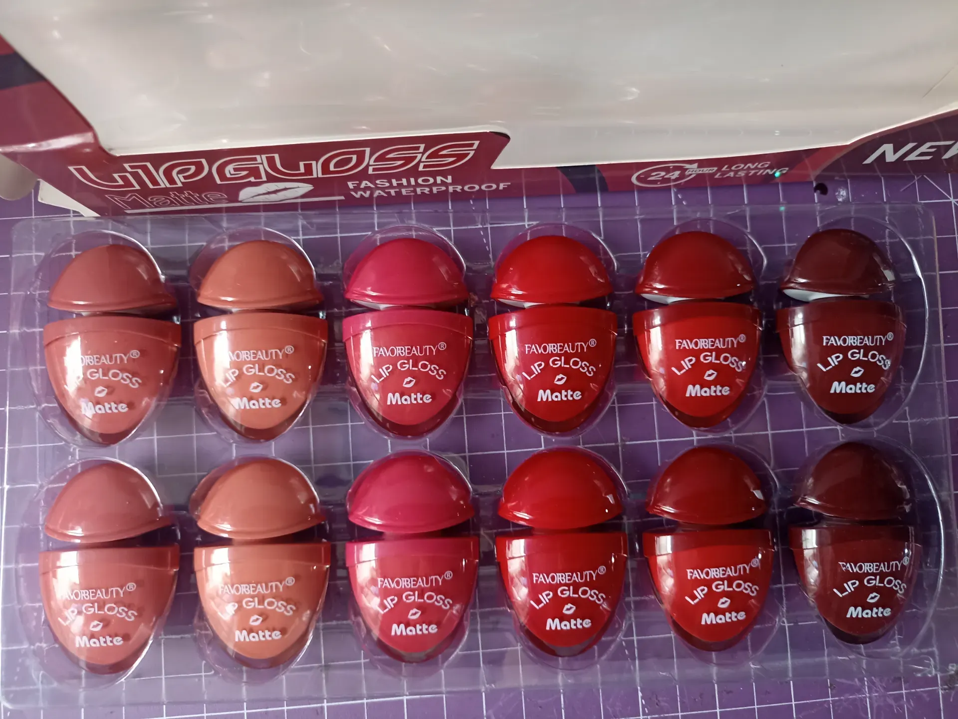 Labial mate