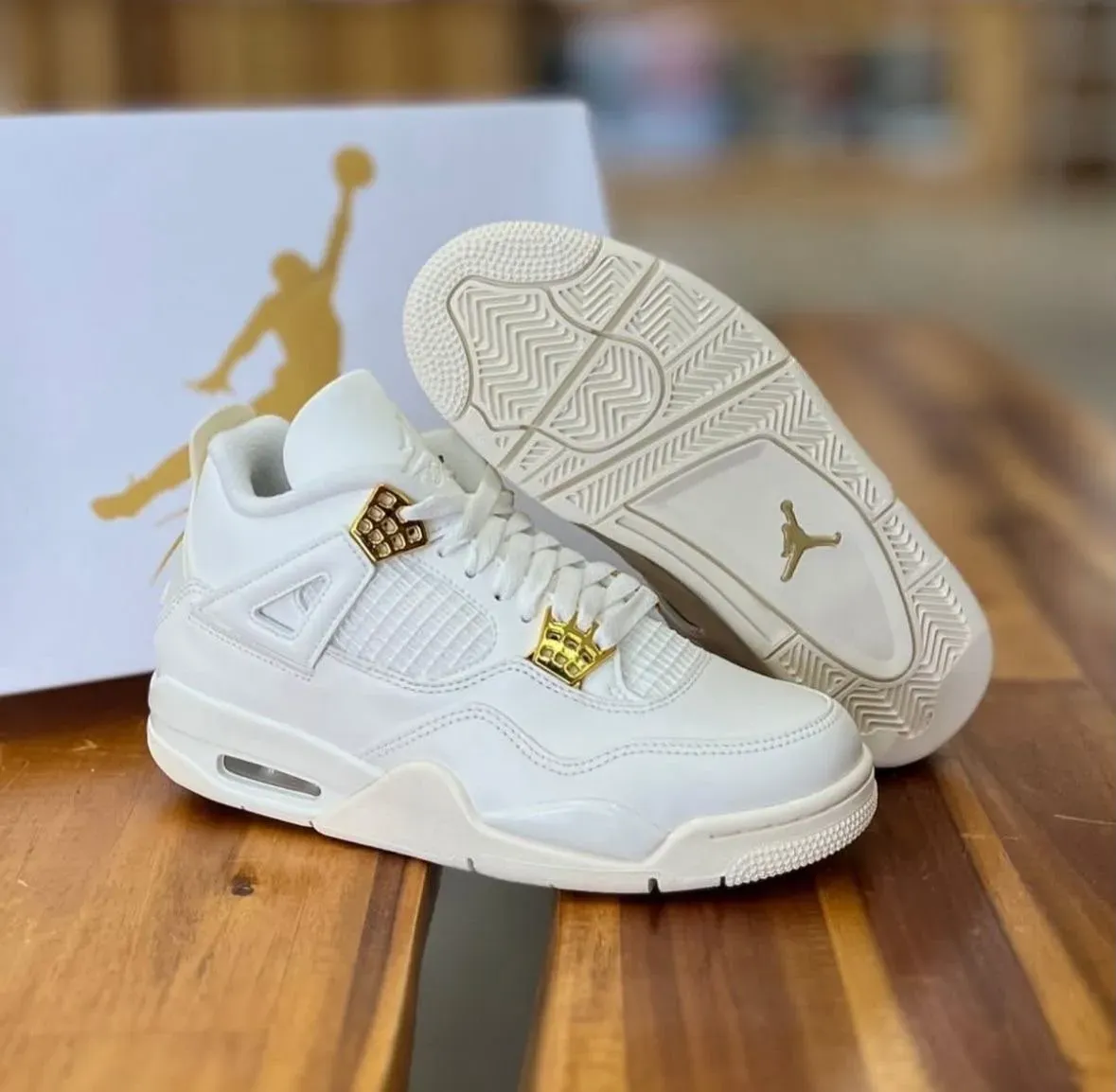 AIR JORDAN RETRO 4 SAIL