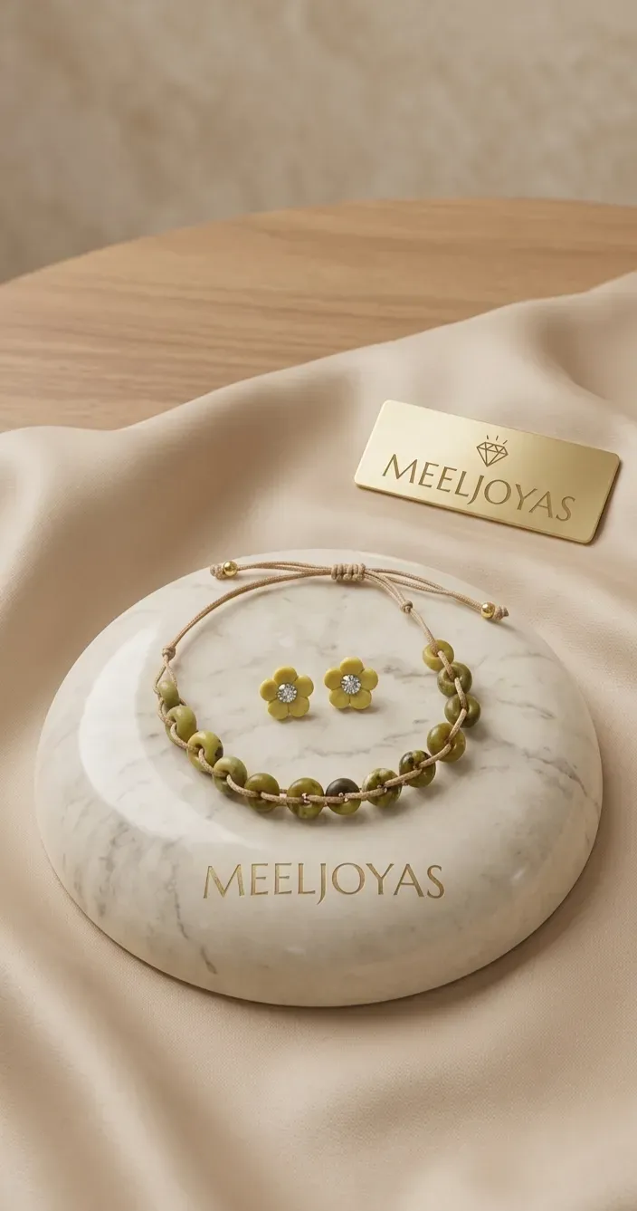Juego de pendientes y pulsera