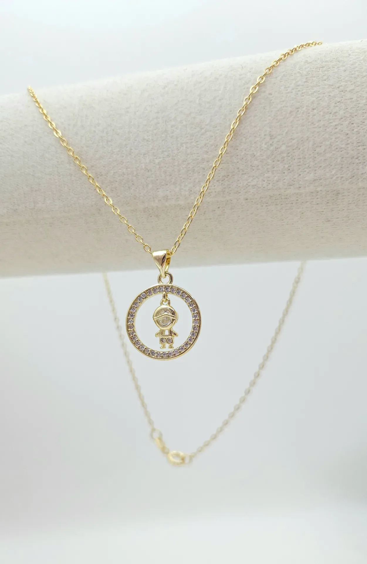 Collar niña
