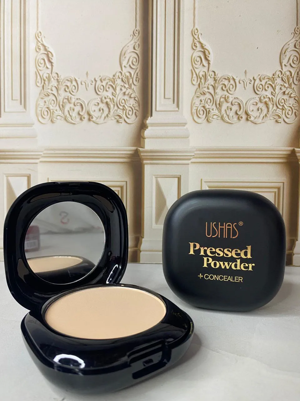 Polvo compacto pressed powder + corrector Ushas