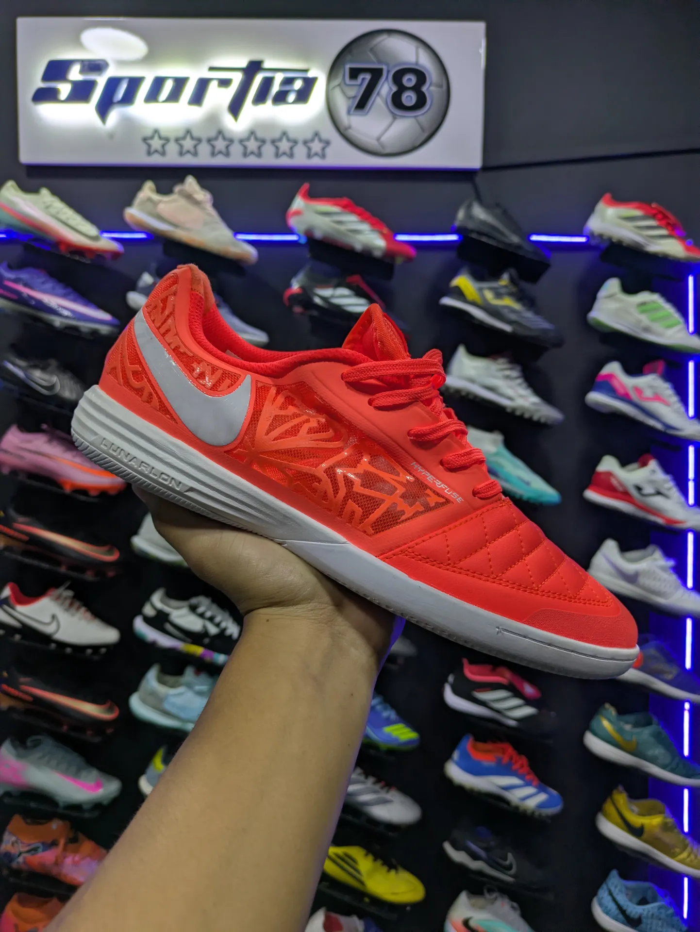 Lunar Gato 2 / Naranja