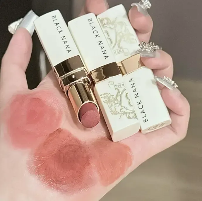 Tinted Lip Balm Black Nana