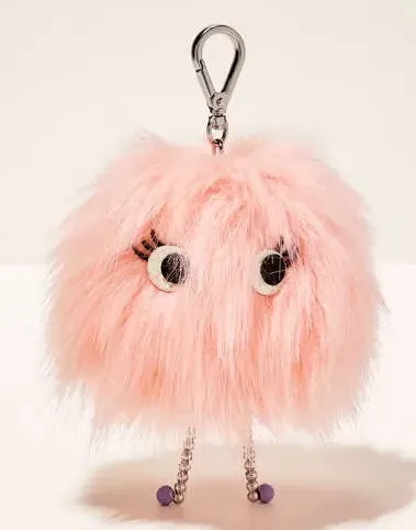 Peluche holder