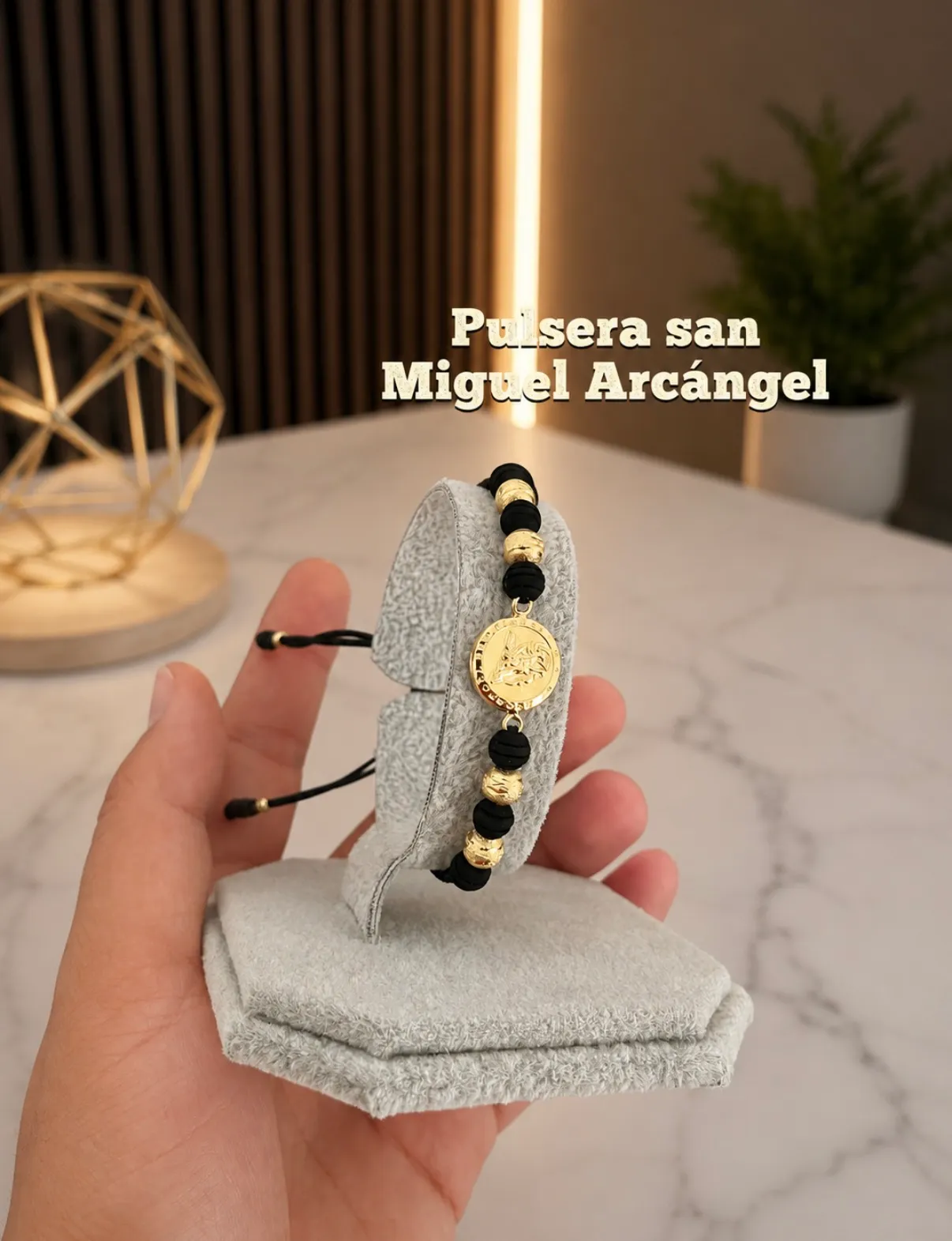 Pulsera tejida 4