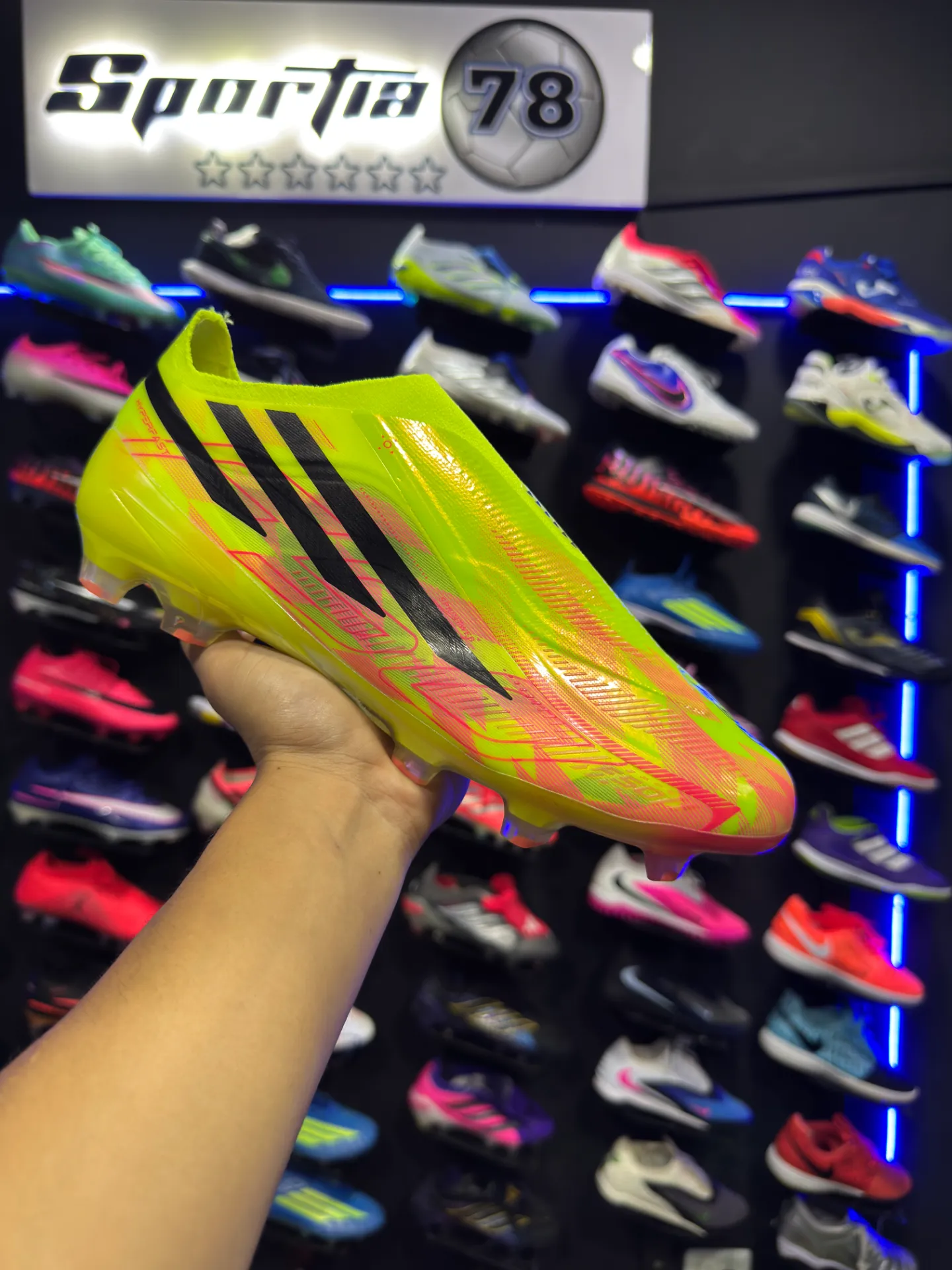 F50 Hyperfast Laceless / Verde Neon