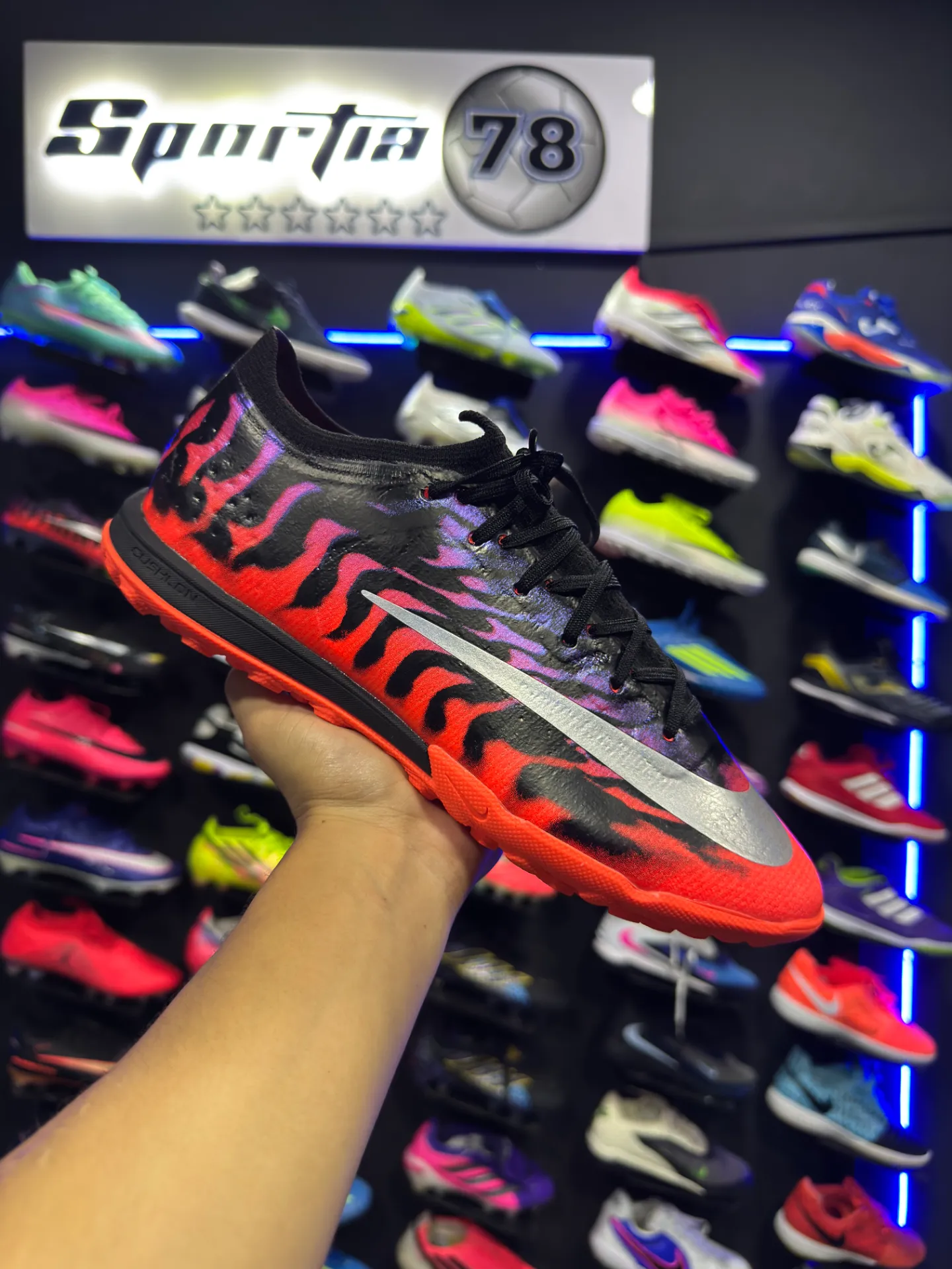 Mercurial Vapor 17 TF / Scorpion