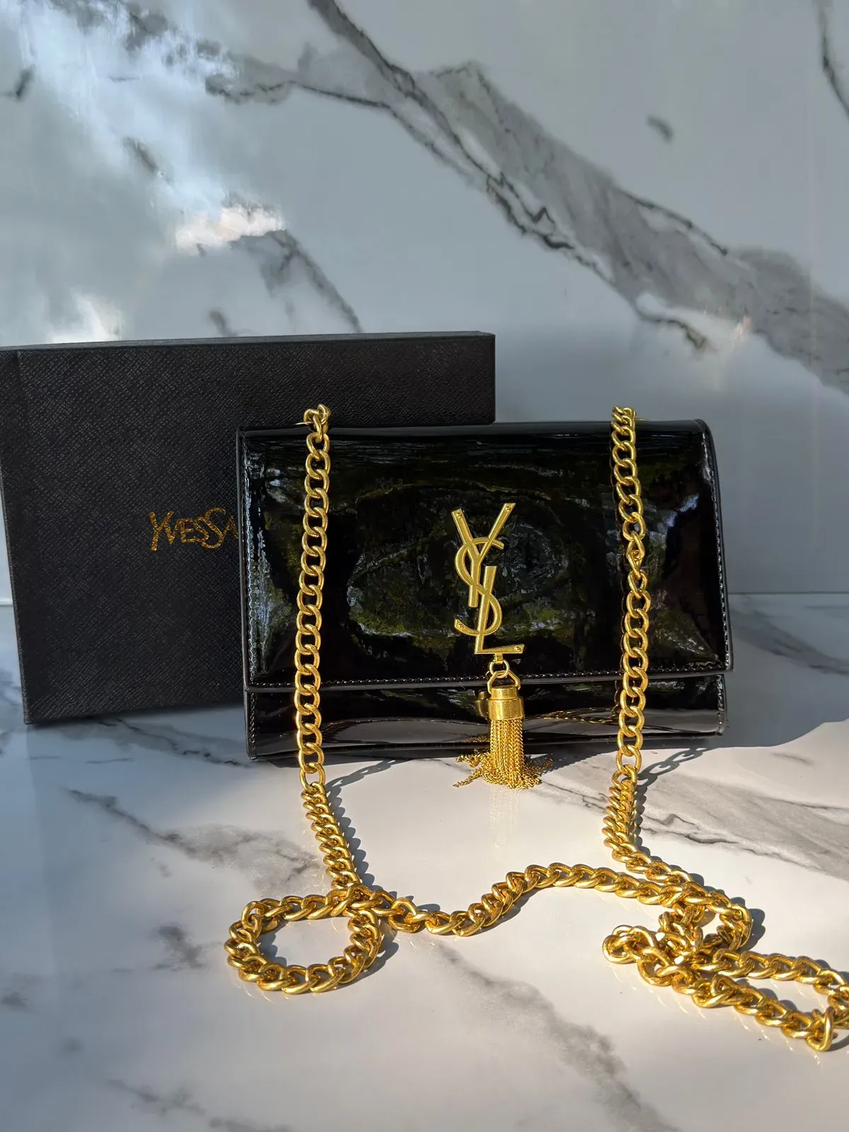 Bolso de Hombro YSL Charol Negro