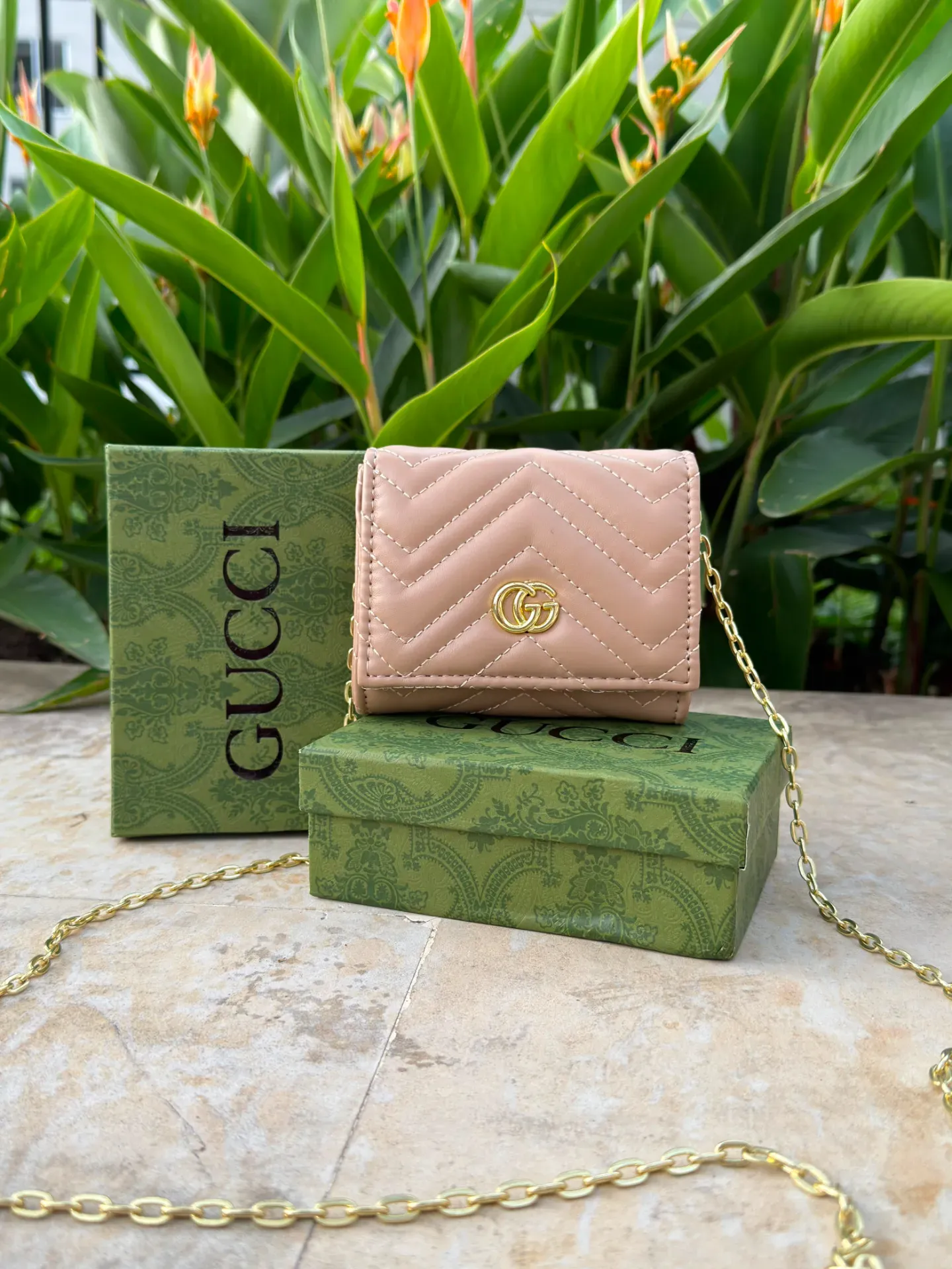 Bolso Crossbody Gucci GG Acolchado Rosa