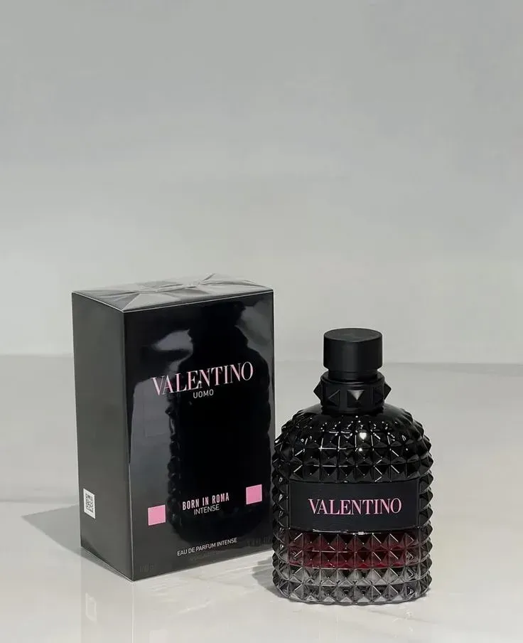 Valentino Uomo Born In Roma Intense