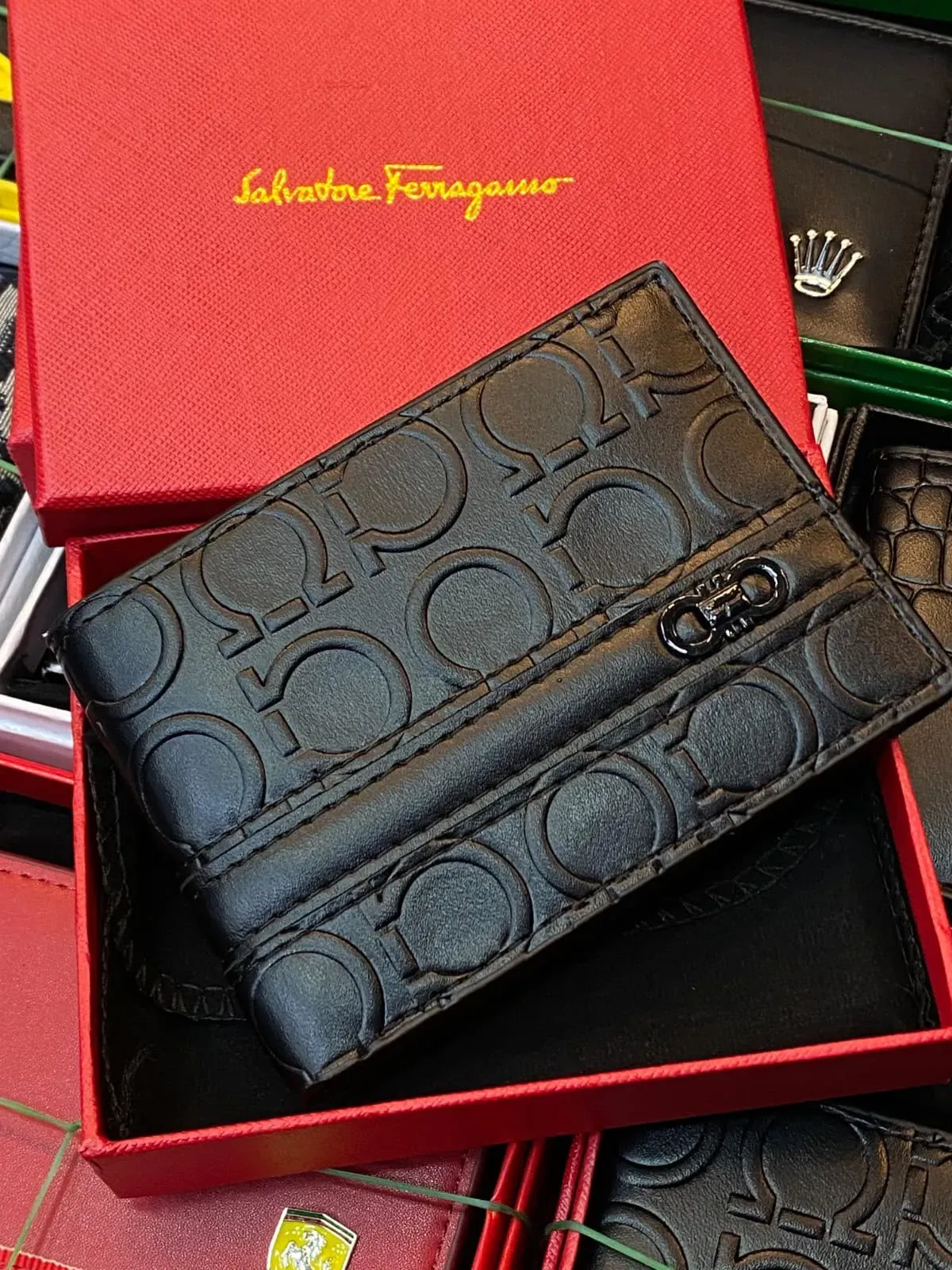 Billetera Salvatore Ferragamo Negra con Monograma