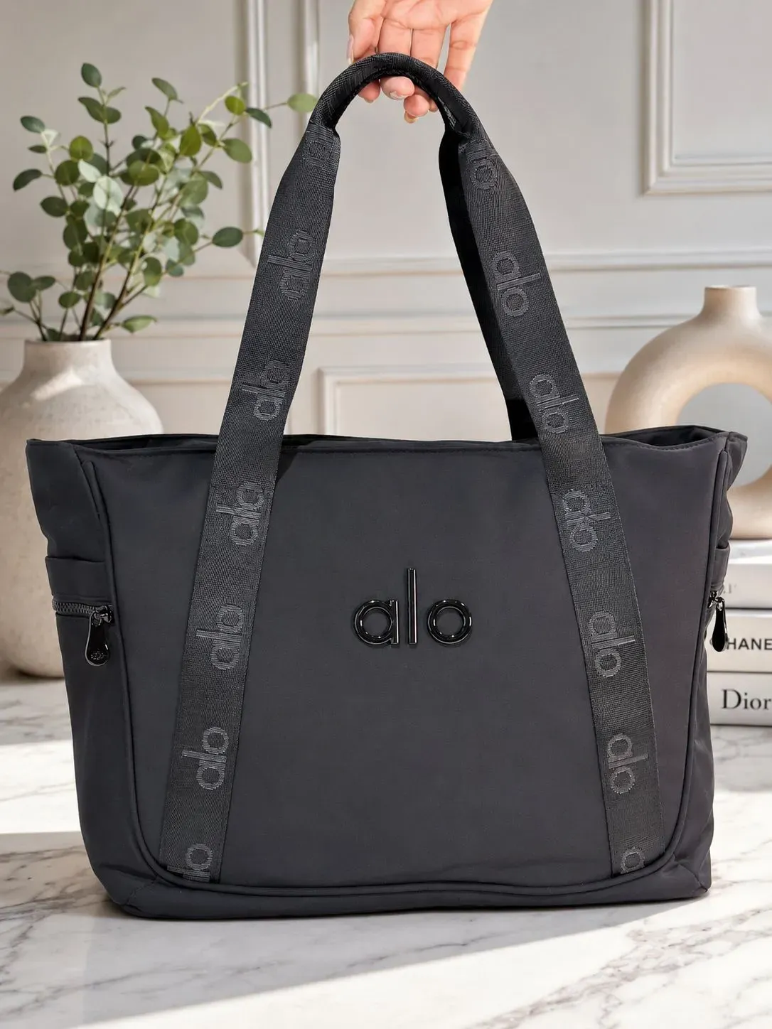 Bolso ALO Essential Tote Negro
