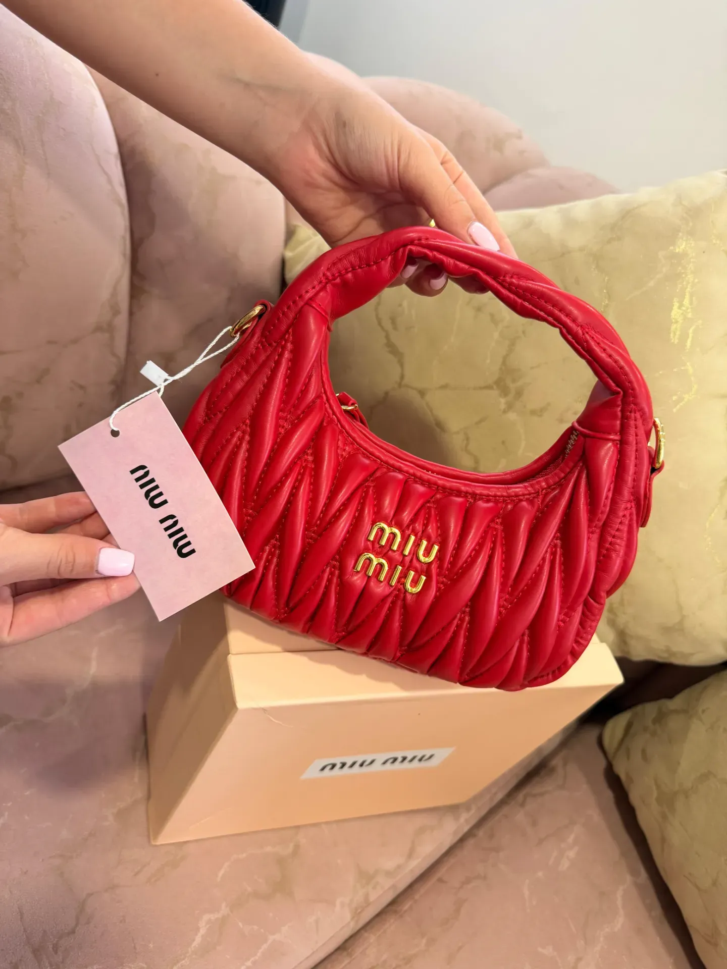 Bolso Miu Miu Matelassé Rojo