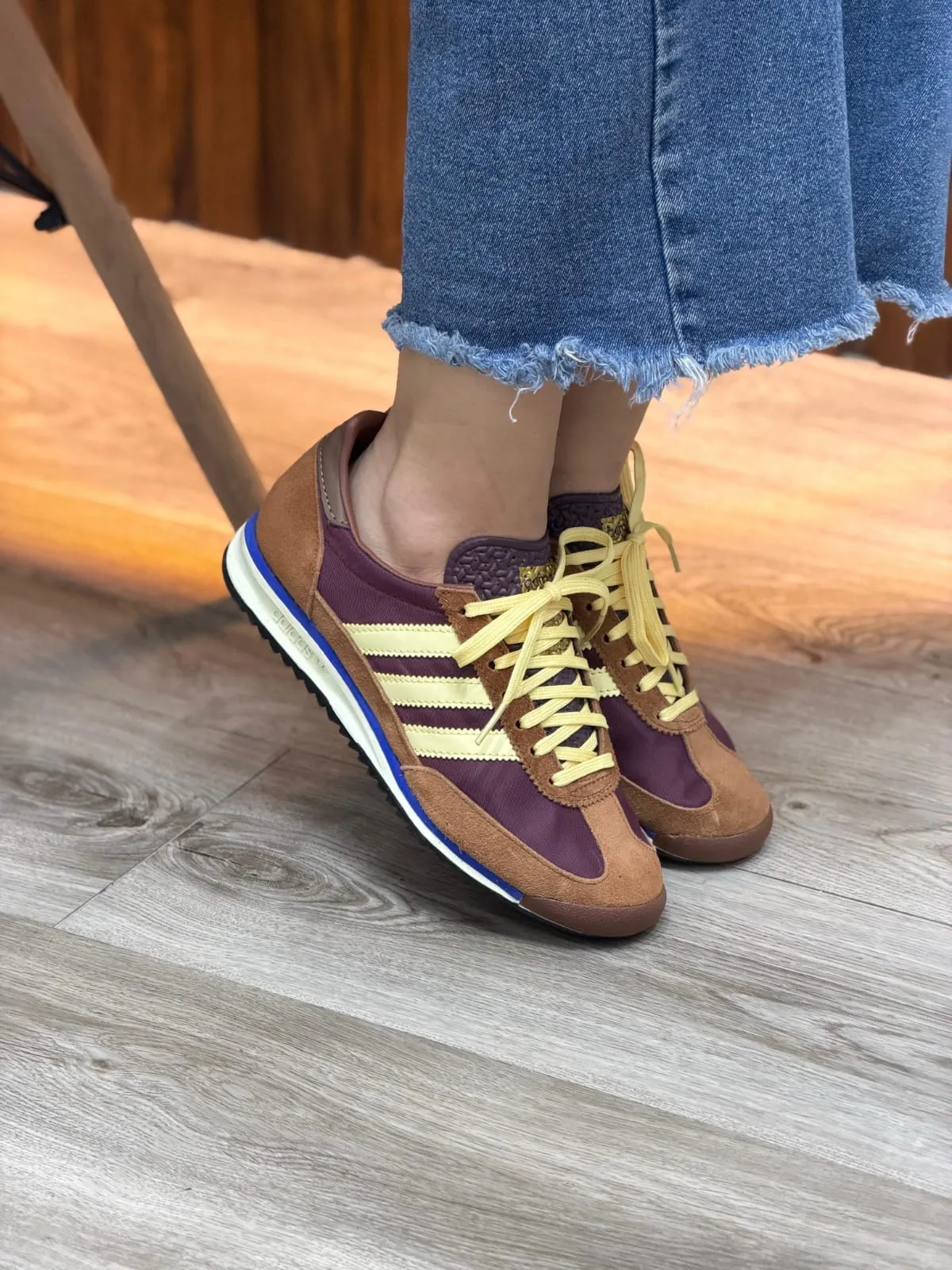 ADIDAS SL-72 CAFE AMARILLA