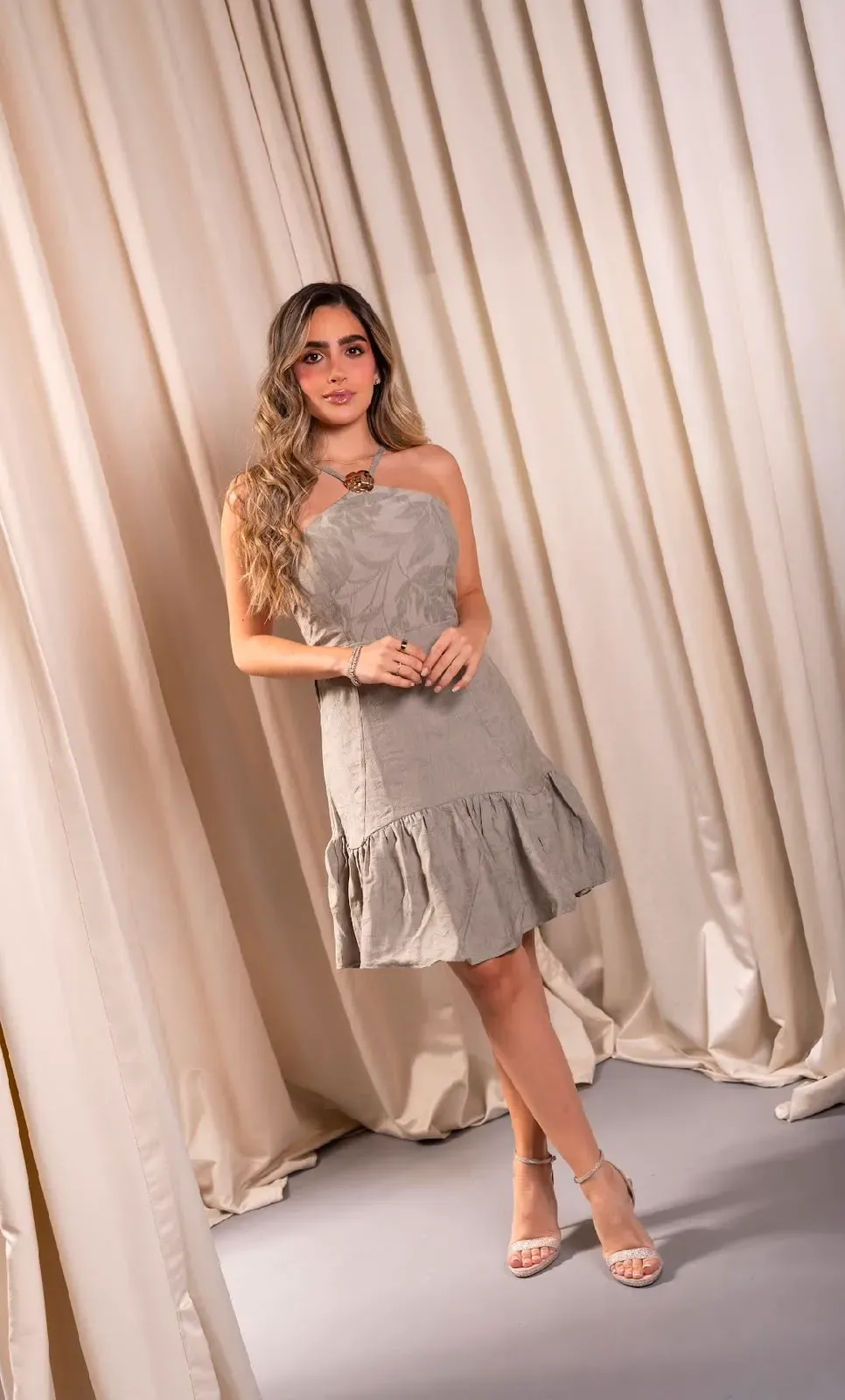 VESTIDO FLOREIA