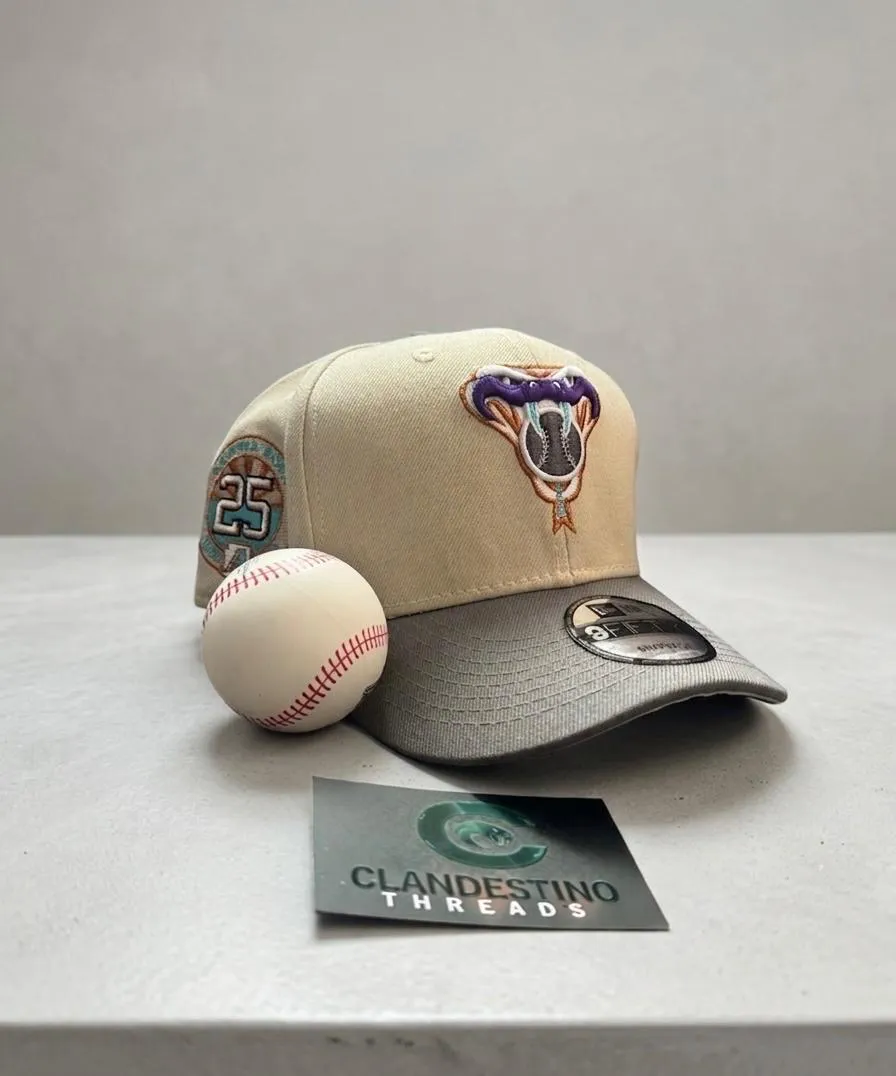 Gorra Arizona Diamondbacks - Edición Especial Aniversario 25 (Hueso y Gris)