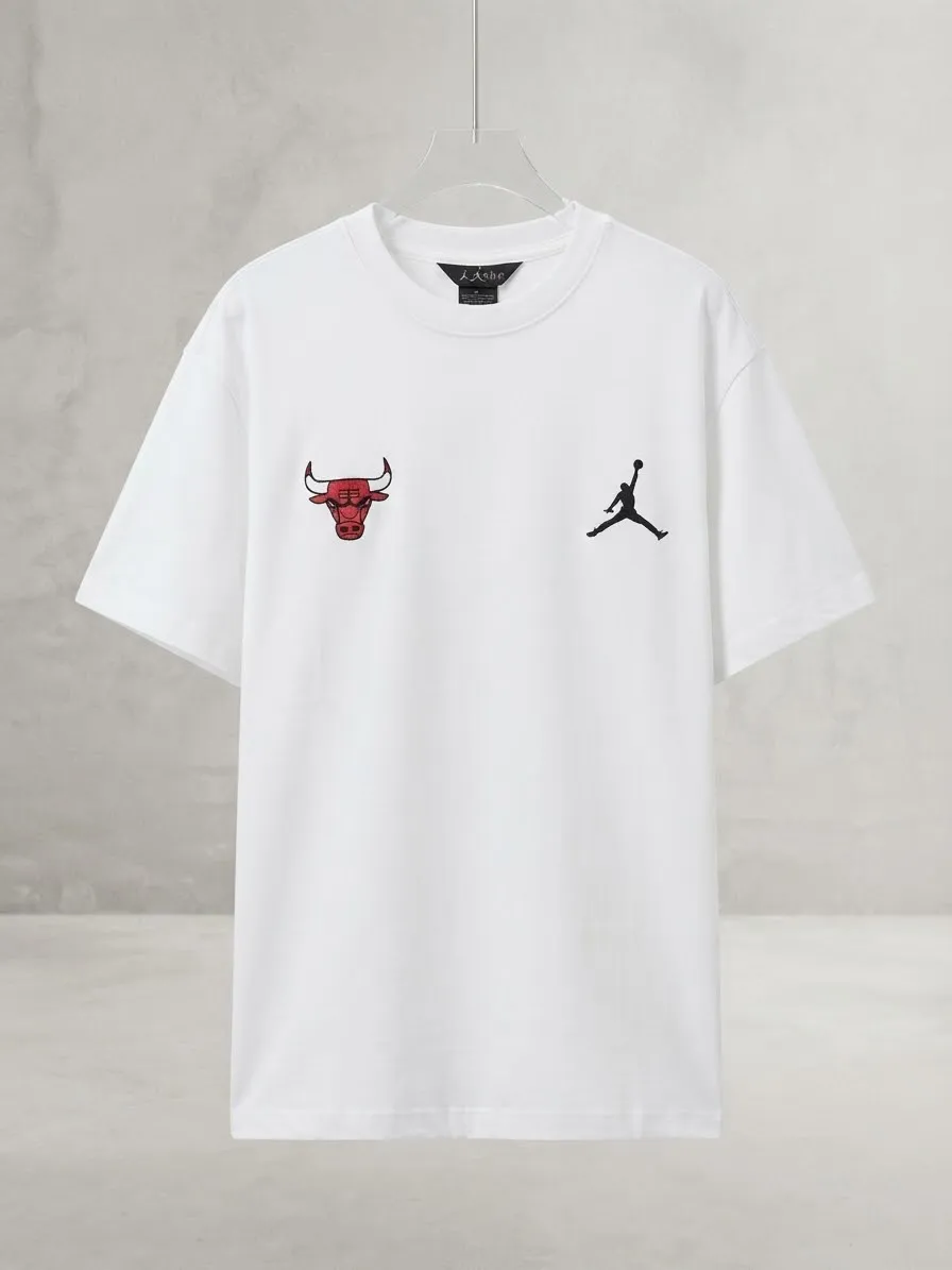Camiseta Oversize Jordan x Chicago Bulls - Blanca