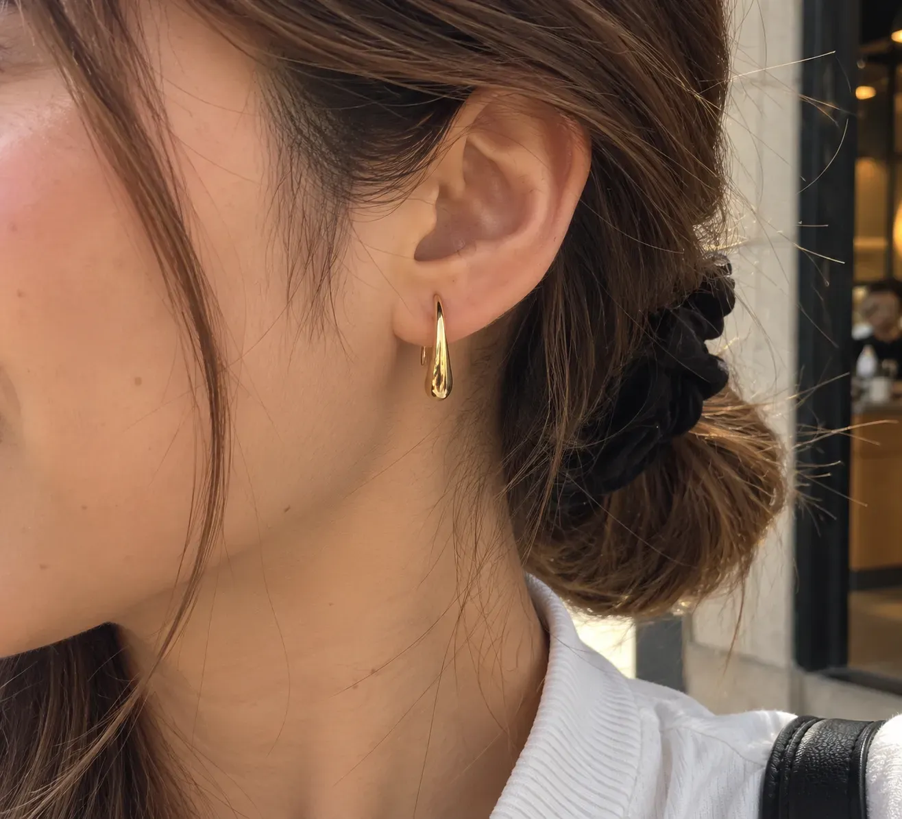 54- Aretes lágrima gold