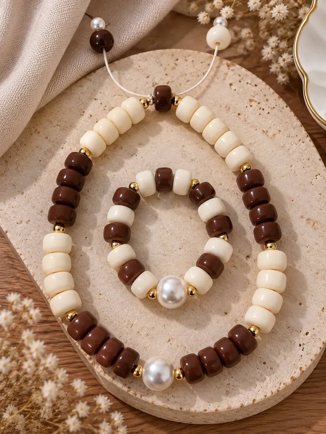 Collar crema