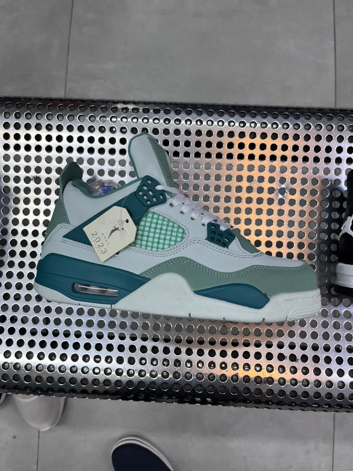 Tenis estilo Jordan 4