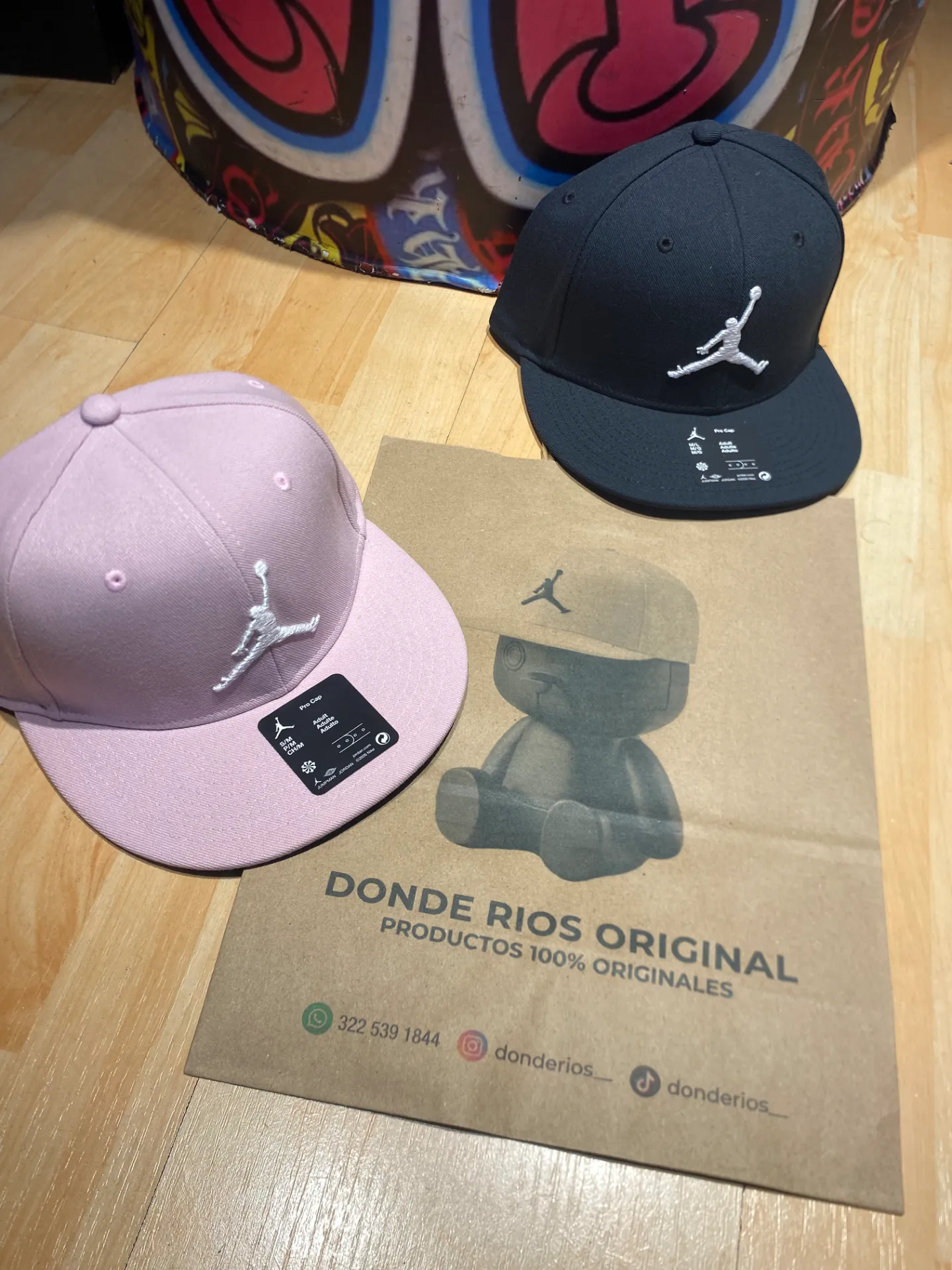 Gorra jordan muñeco negro