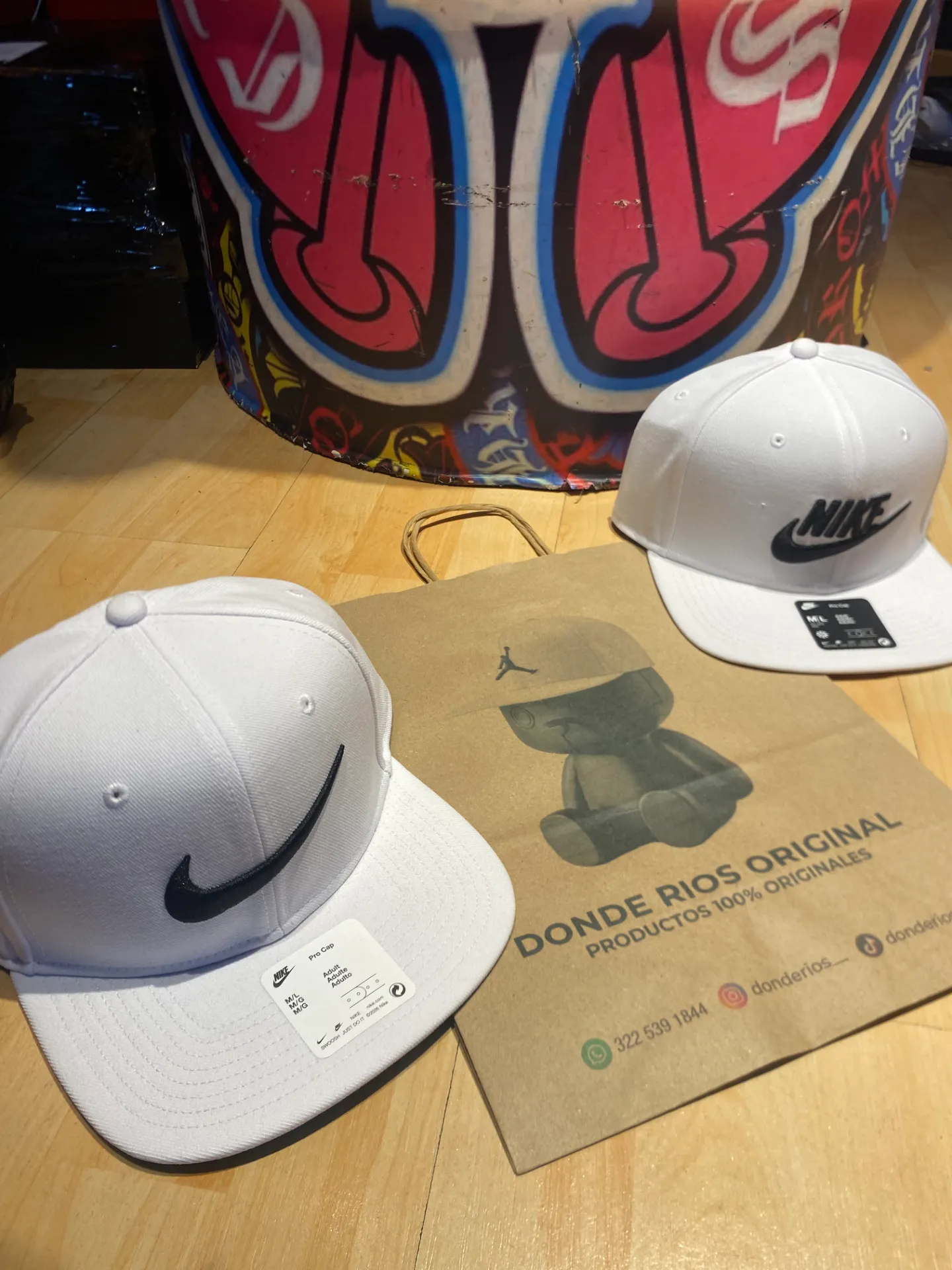 Gorra Nike clásica blanca