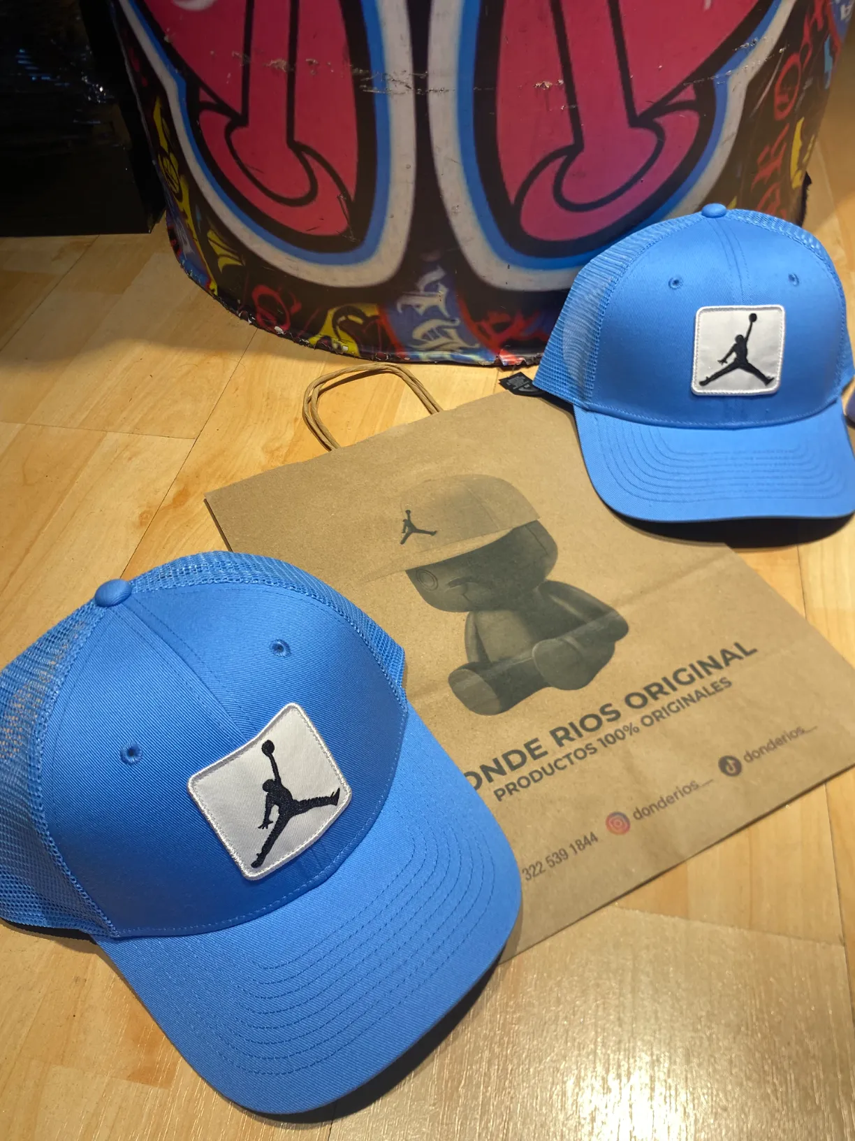Gorra jordan curva azul