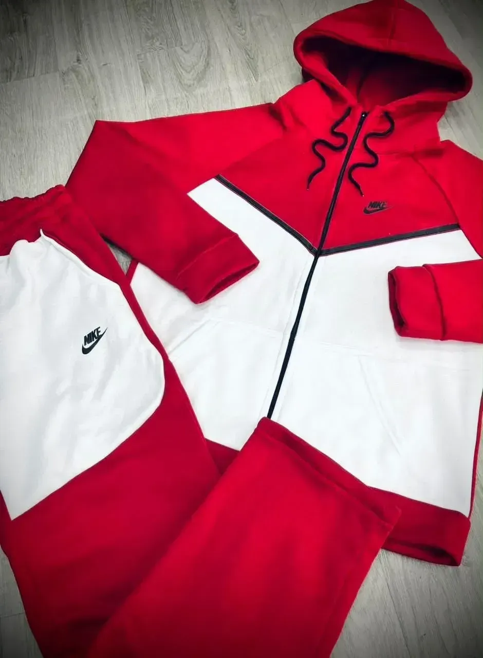 SUDADERA NIKE TECH