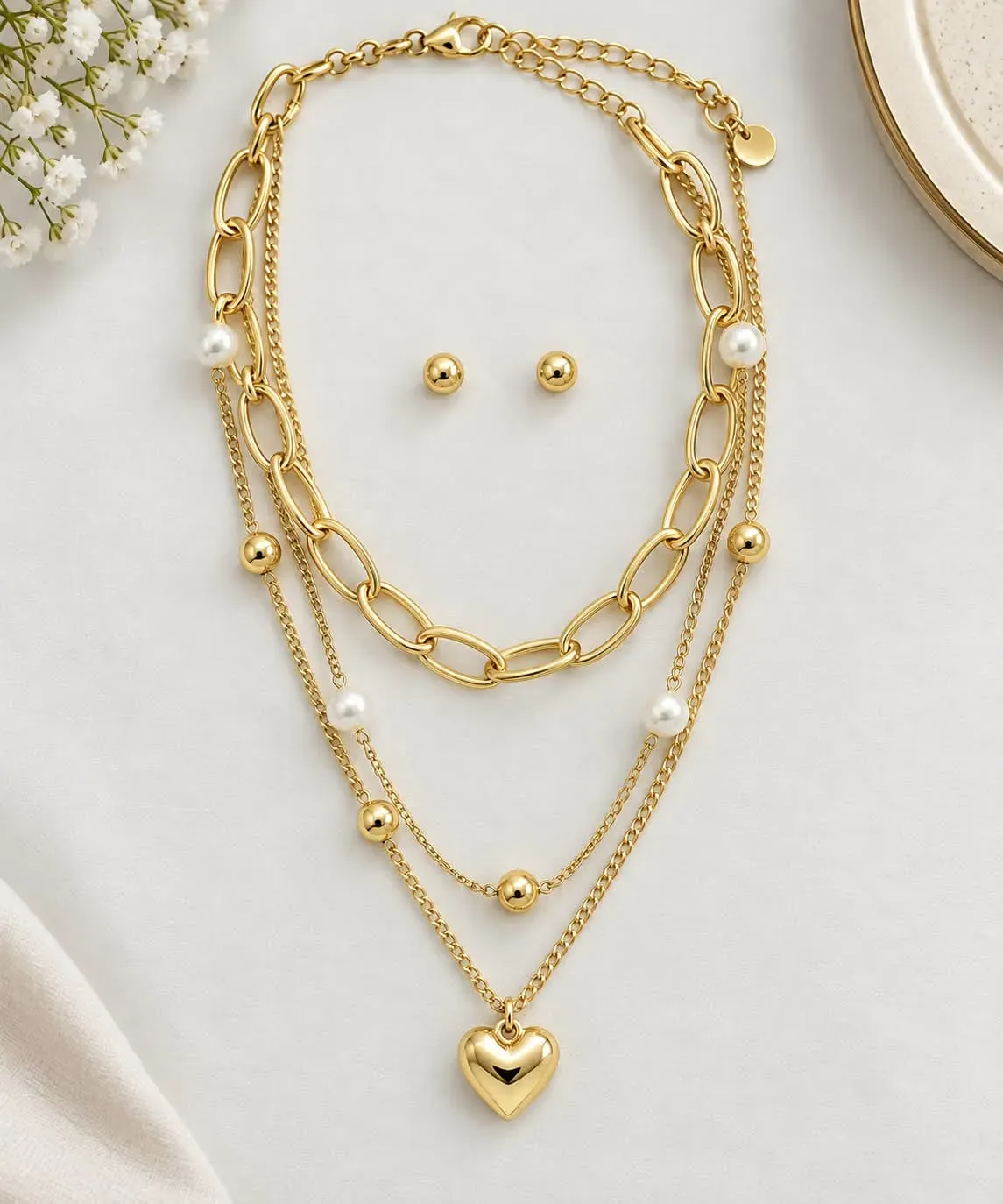 collar capas, en perla y dije de corazon