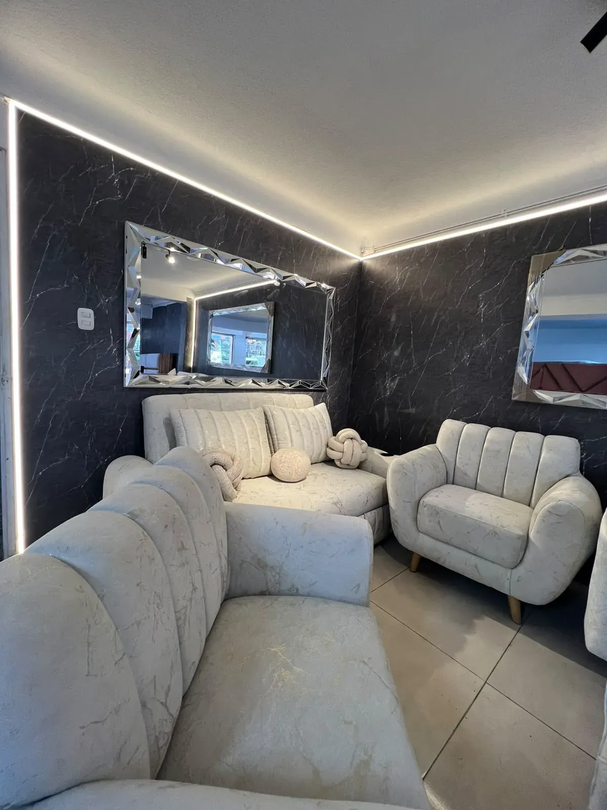 Hermosa sala🤩 fabricada en pino✅
