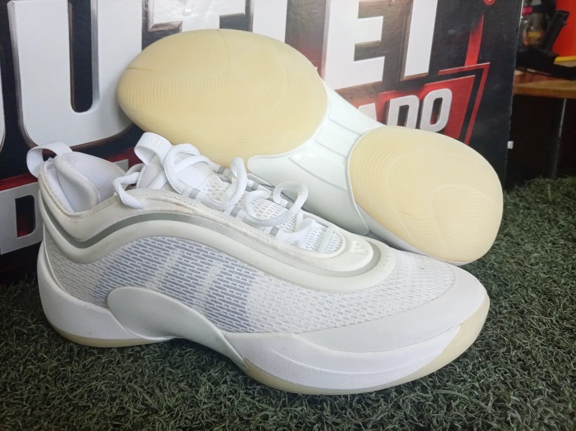 Tennis basket ball