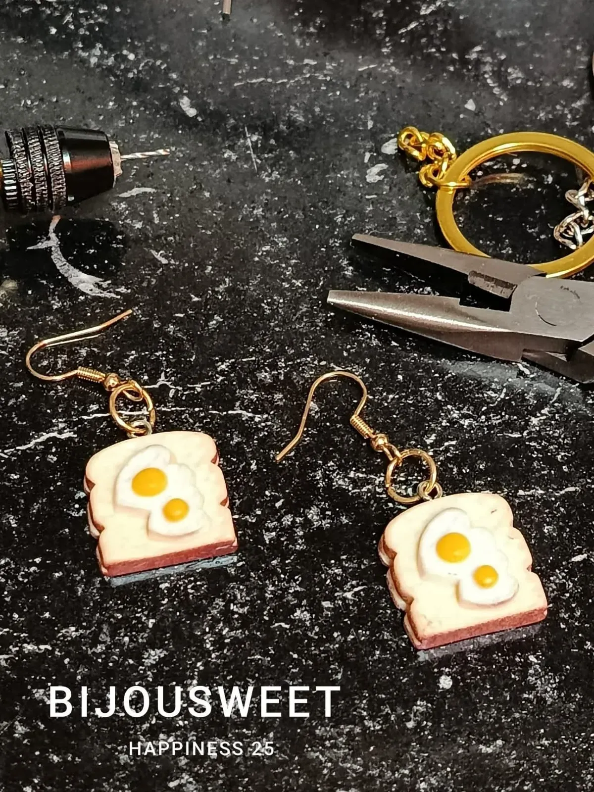 PENDIENTES HUEVOS FRITOS