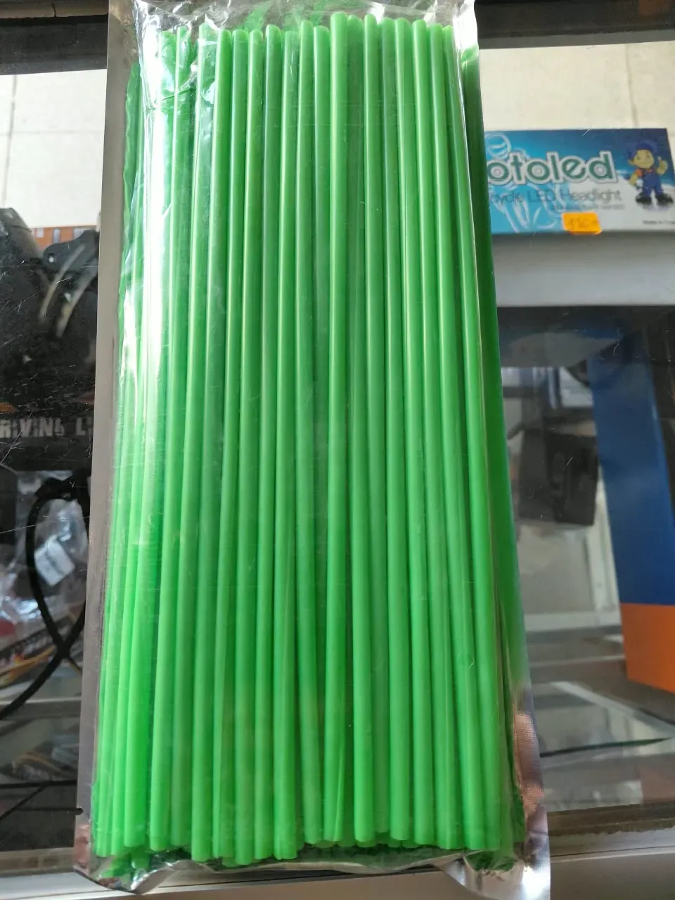 ADORNO DE RAYO VERDE