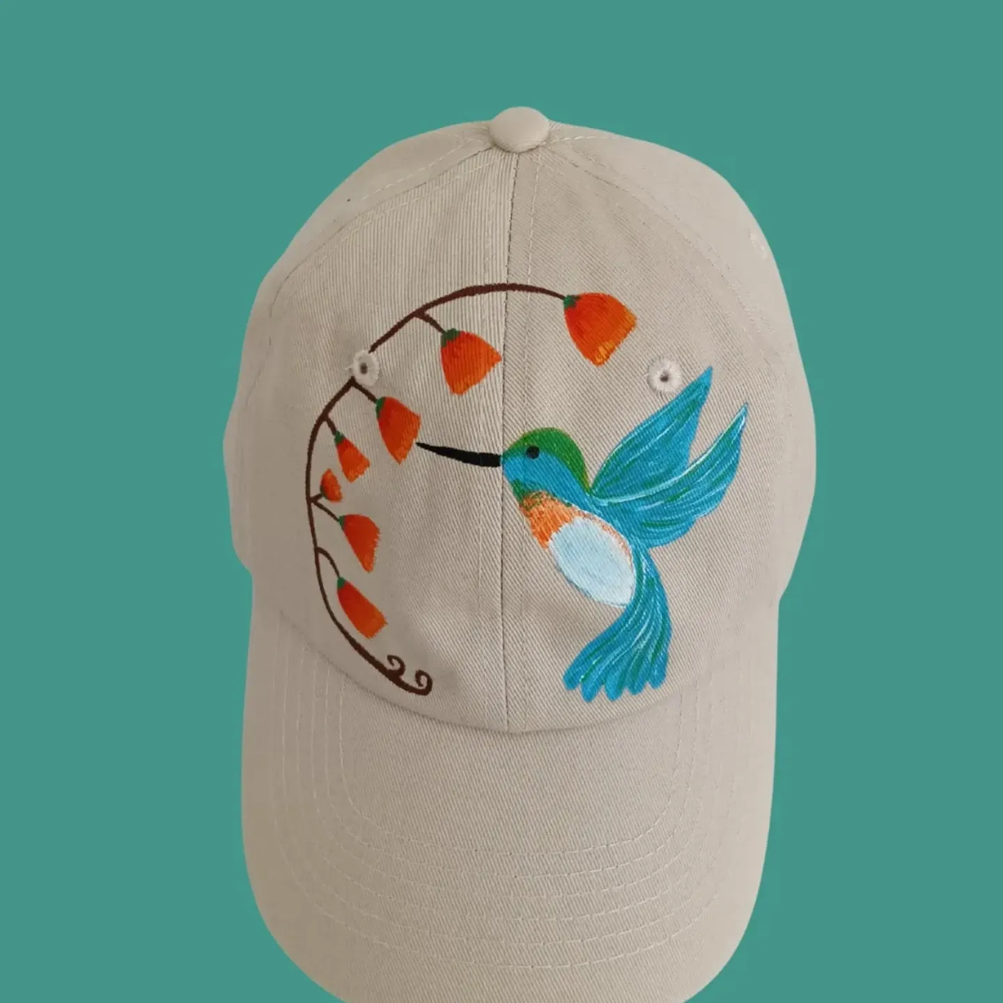 GORRA PINTADA A MANO COLIBRI