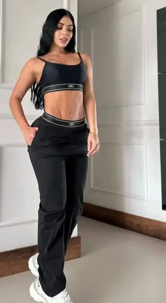 Conjunto deportivo Alo