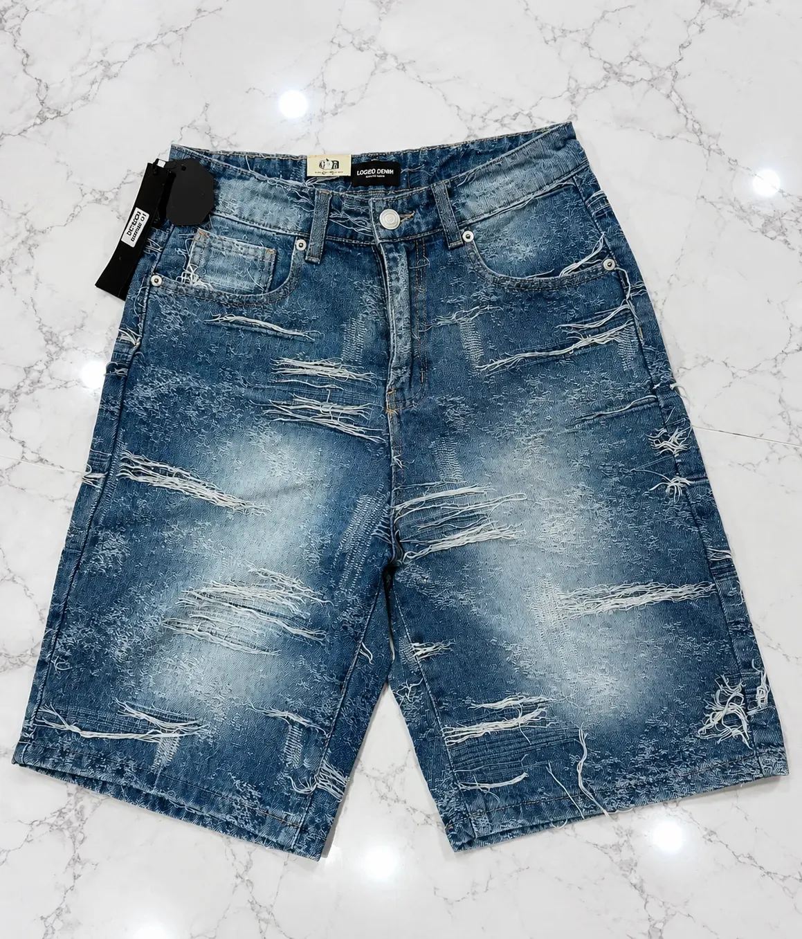 Shorts semi rajado