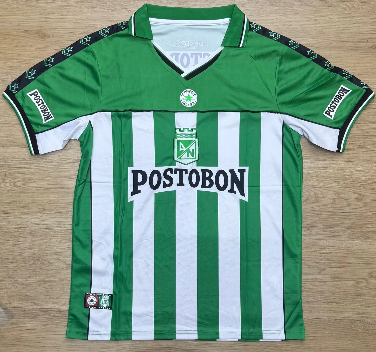 Camiseta retro nacional