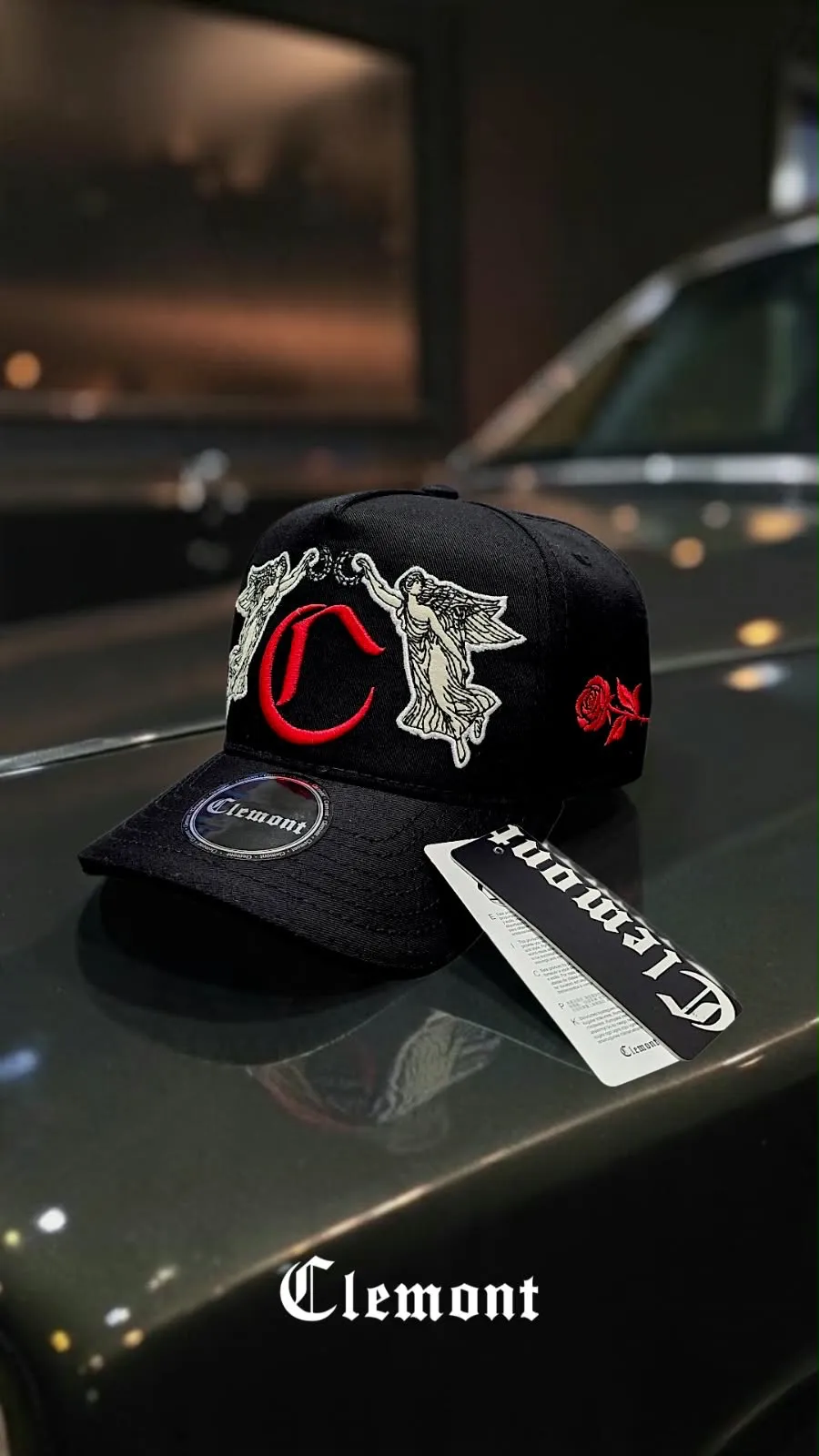 GORRA CLEMONT NEGRA-BORDADO ROJO