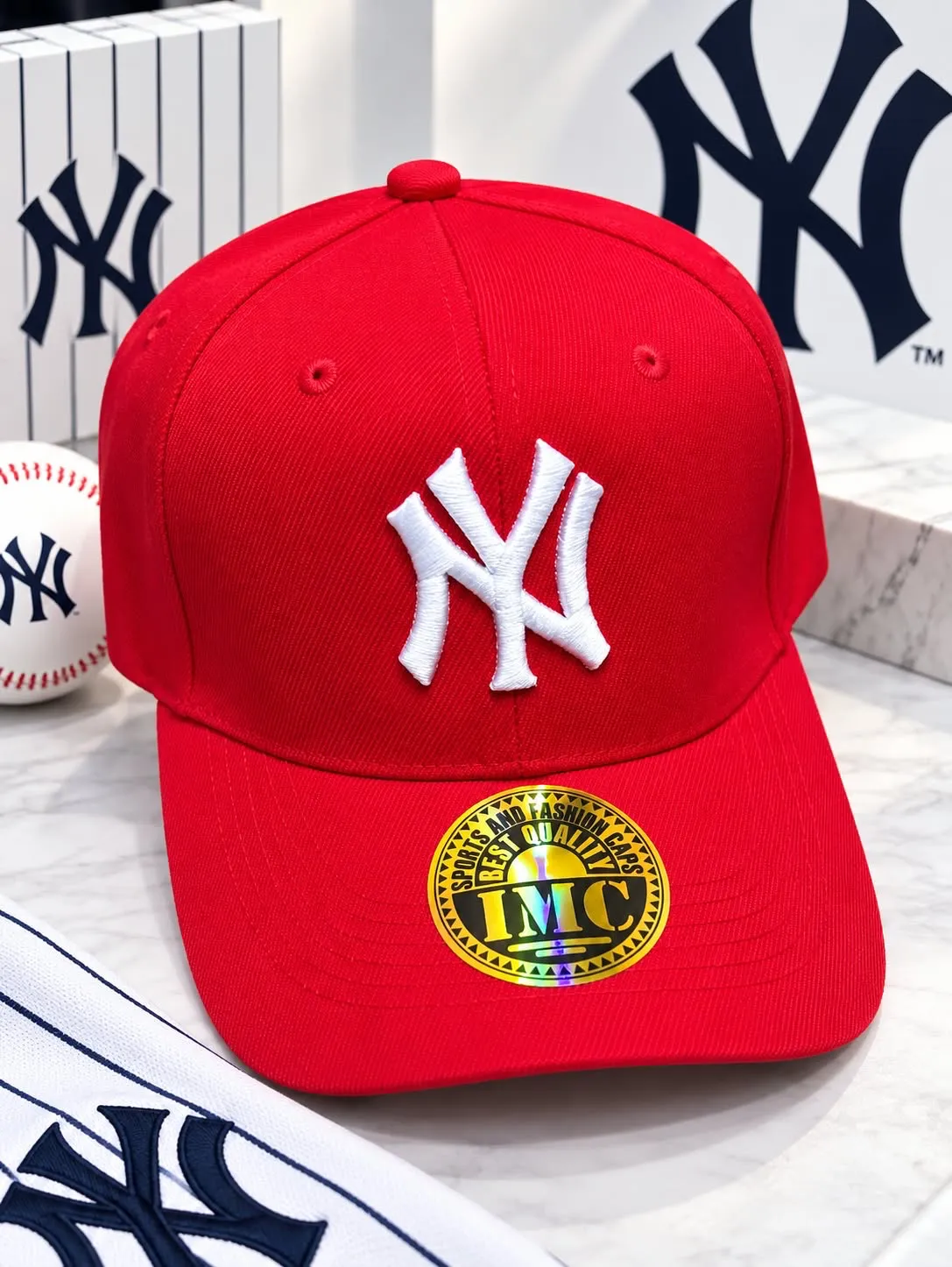 GORRA NY ROJA