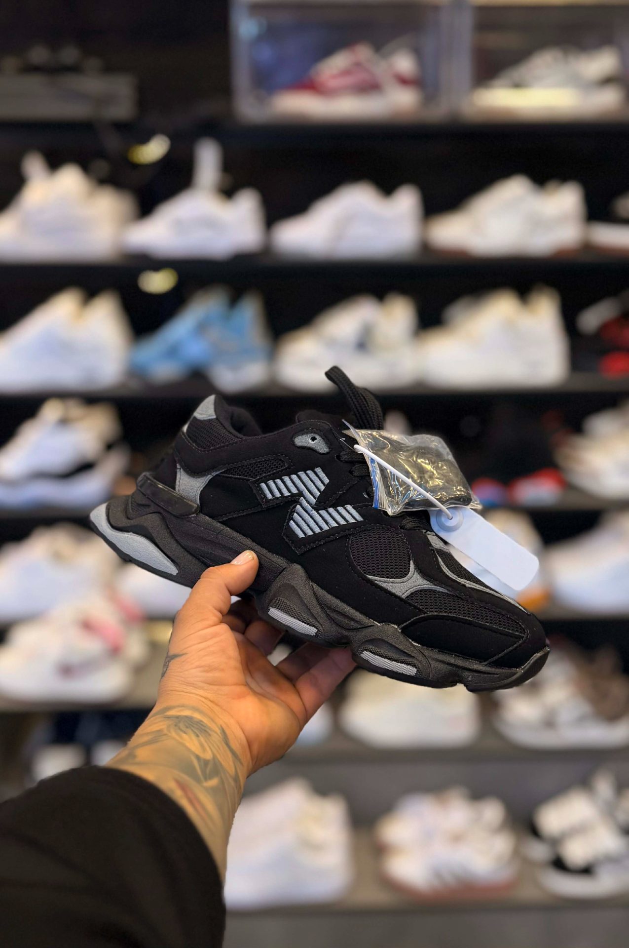 NEW BALANCE 9060 BLACK